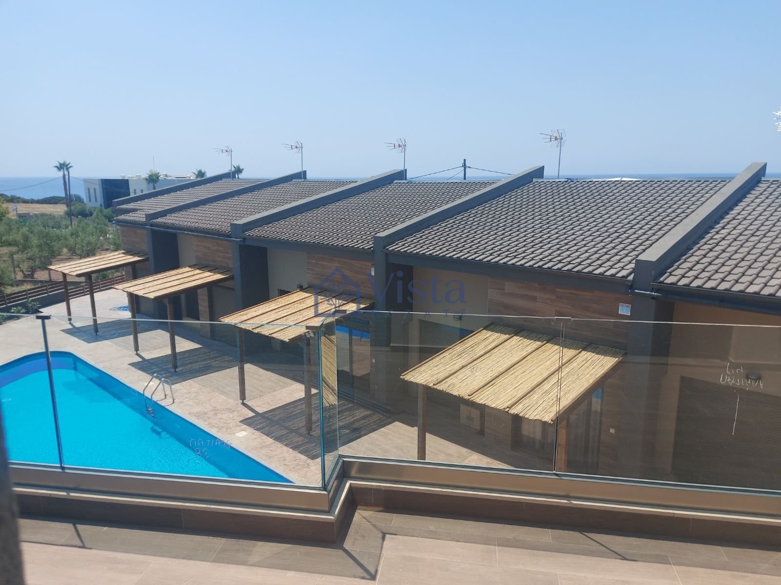 Halkidiki, Kalikratija (Sozopoli) — moderan stan na prvoj liniji mora