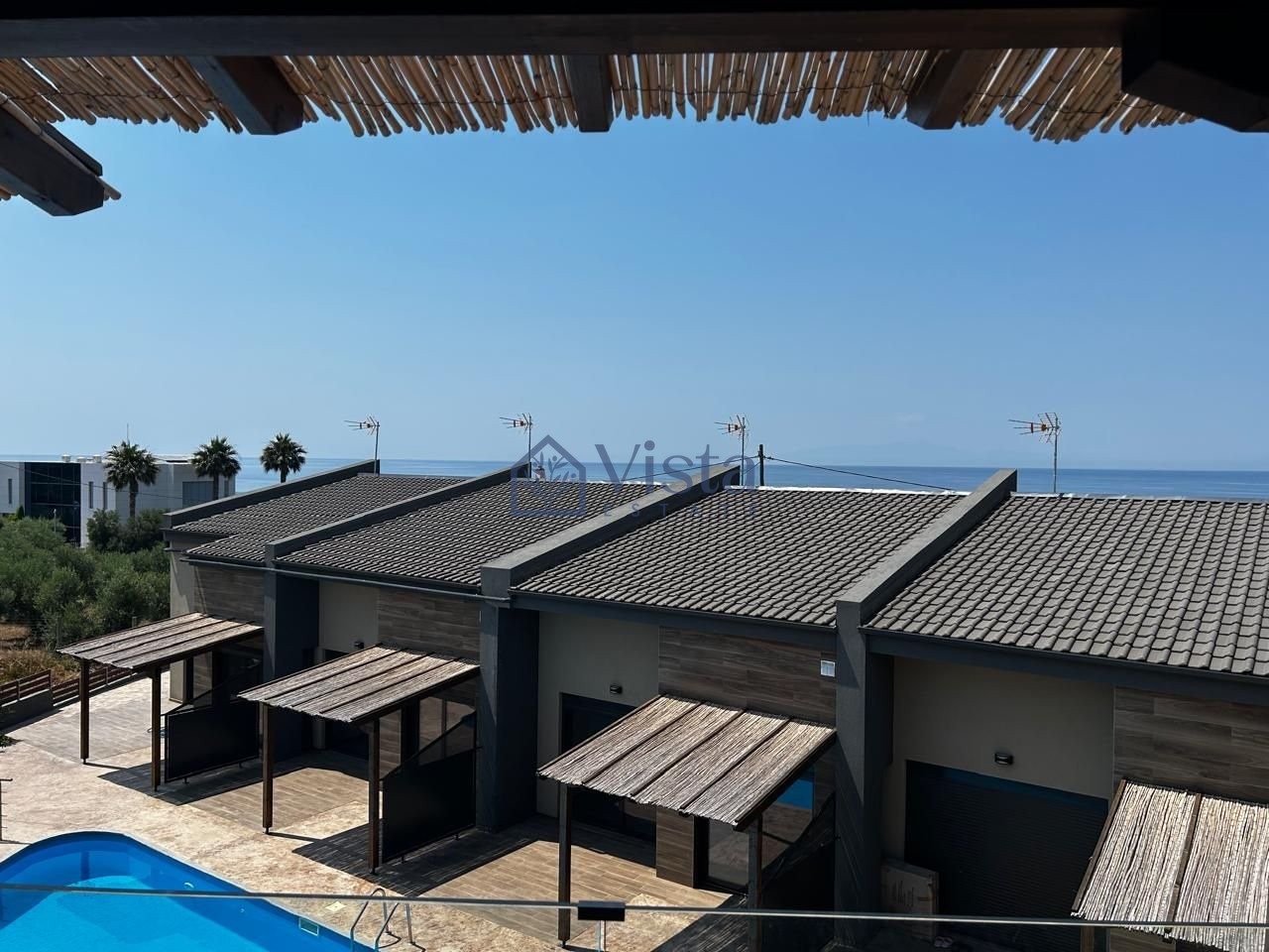 Halkidiki, Kalikratija (Sozopoli) — moderan stan na prvoj liniji mora