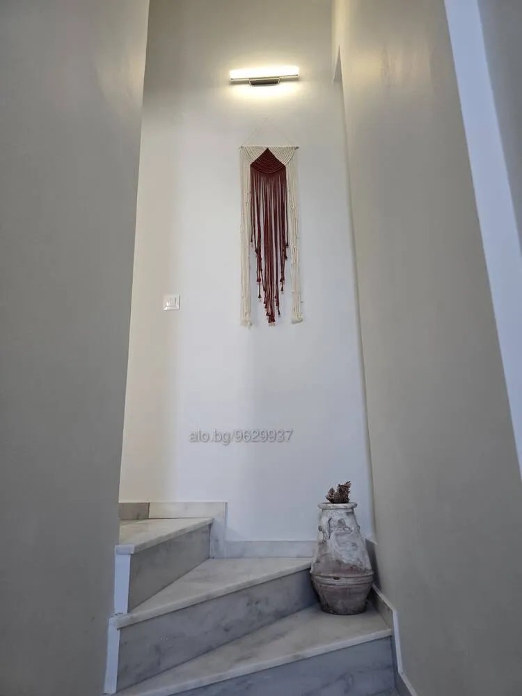 Halkidiki, Nikiti (Sitonija) — moderan mezonet sa tri spavaće sobe