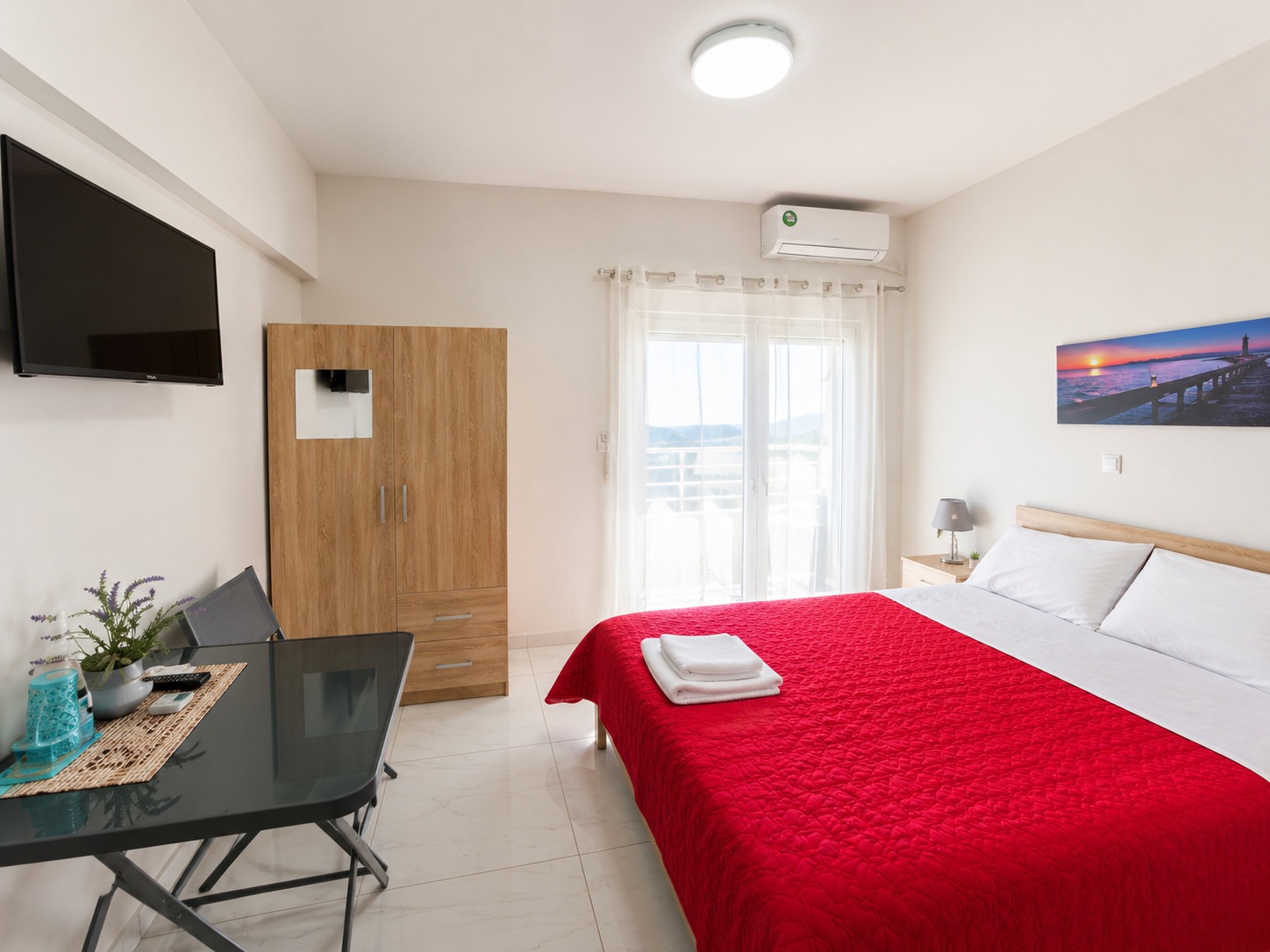 Halkidiki, Kalikratija — namestena garsonjera