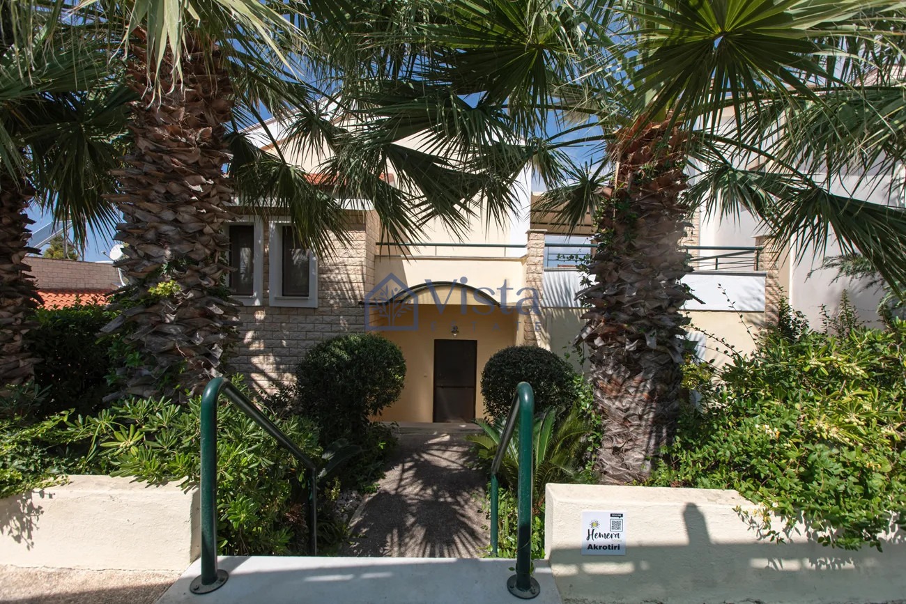 Halkidiki, Elani (Kasandra) — potpuno nameštena vila sa pogledom na more (114 m²) | €370.000