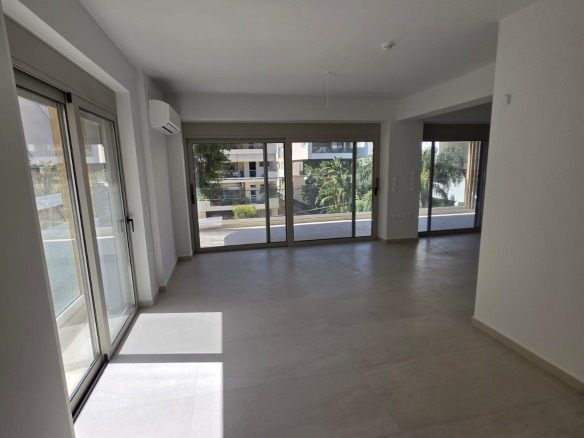Atina, Voula — stan sa bazenom, 350 m od mora | GOLDEN VISA | €1.420.000