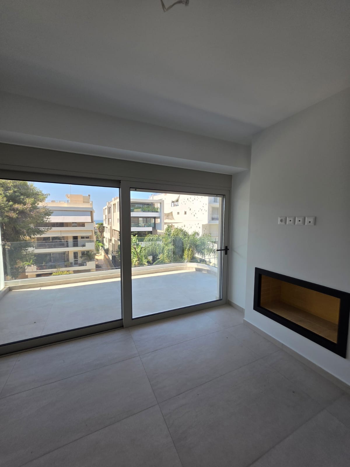 voula-2596-3 Atina, Voula (Rivijera) — dvosoban stan sa bazenom (75 m²) | €680.000